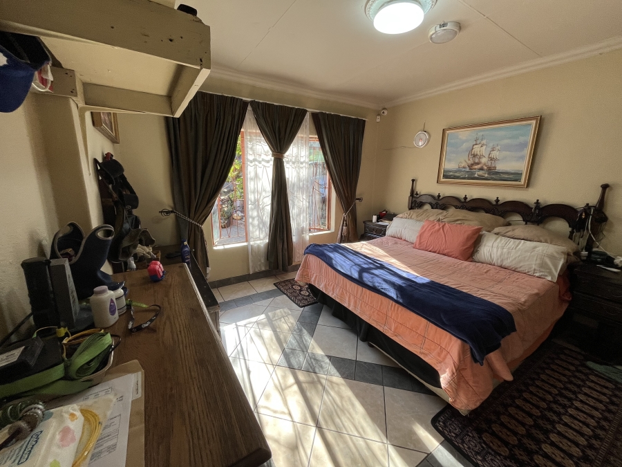5 Bedroom Property for Sale in Brits North West